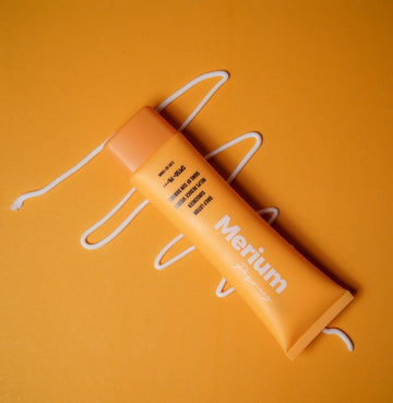 Tinted Glowy Sunblock (SPF 50+) By Merium Pervaiz